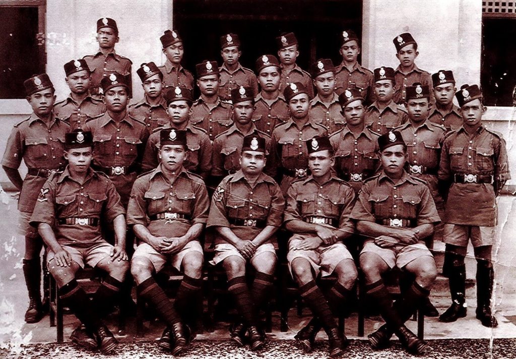 POLIS-JOHOR-1938-(Sumber-buku-Polis-Wanita,-Sejarah-Bergambar-1955-2007,-Selamat-bin-Sainayune)